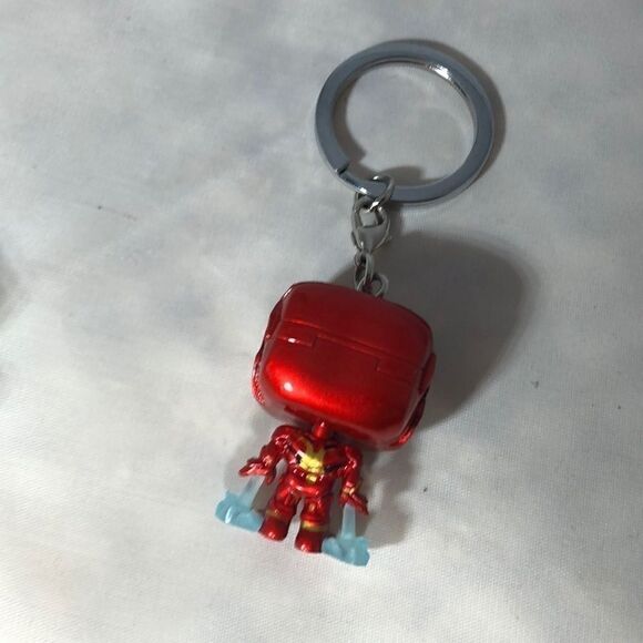 4/$25 Marvel Keychains.    - Picture 3 of 3